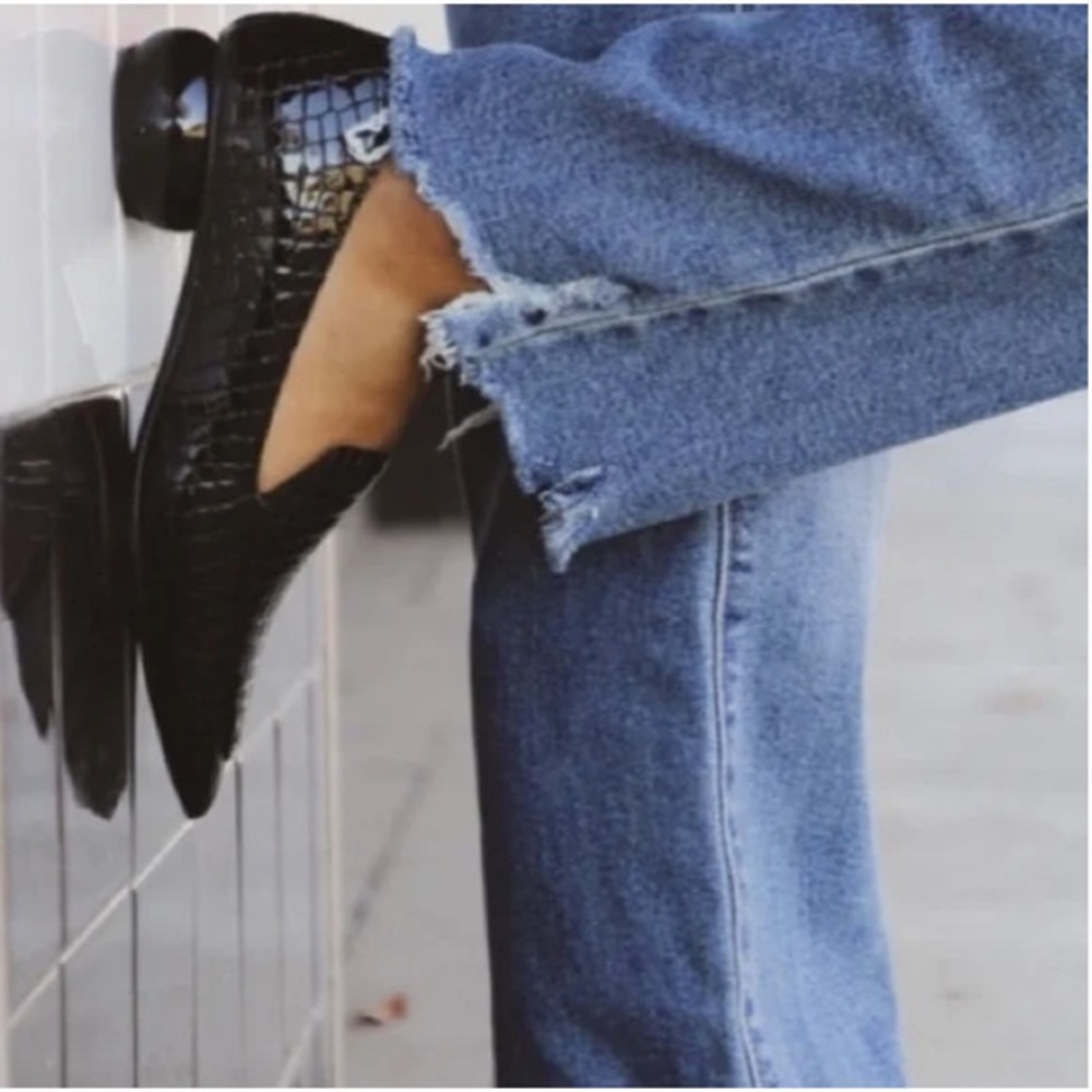 Jeffrey Campbell Viona Black Patent Leather Croc Embossed Pointed Toe Loafer Sz8